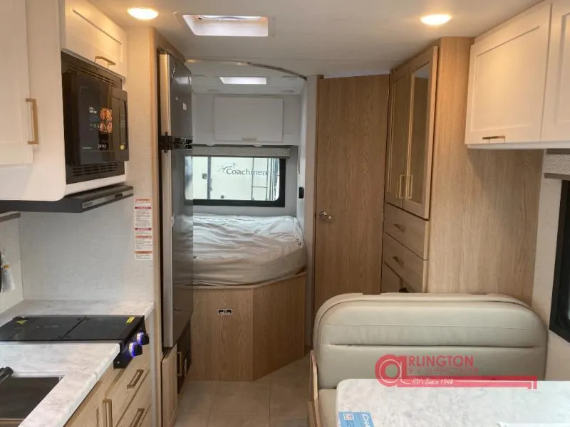 2026 Thor Motor Coach Chateau 21Z - Photo 4