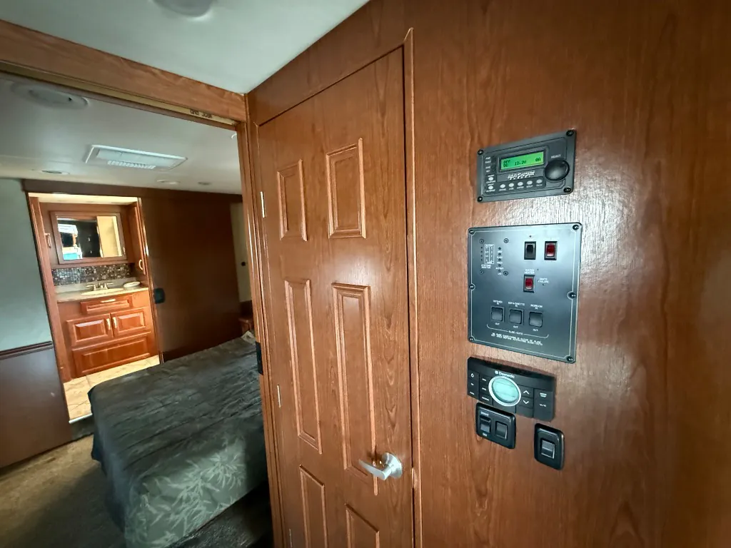 2015 Forest River RV Berkshire 38A, Photos photo 19