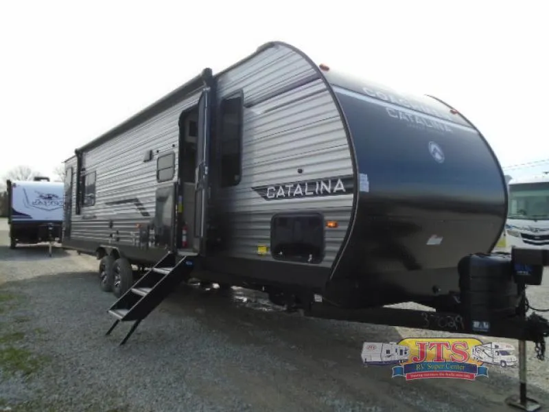 2026 Coachmen Catalina Legacy Edition 333DBDS - Main photo