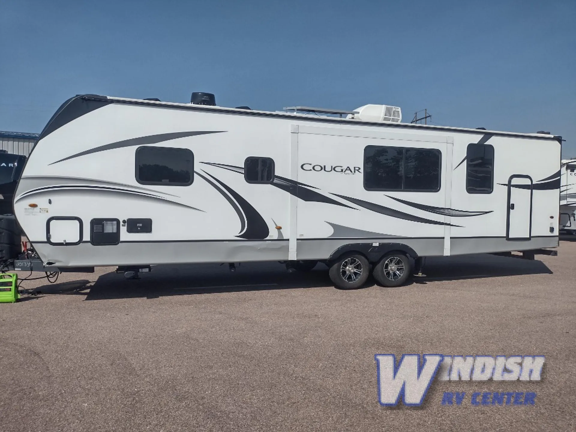 2022 Keystone Cougar Half-Ton 30BHS - Photo 4