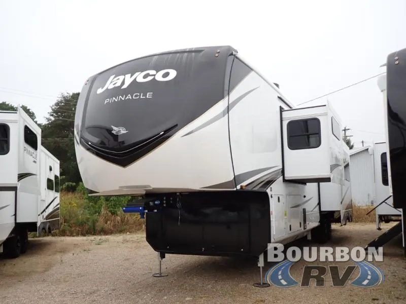 2026 Jayco Pinnacle 38FBRK - Photo 2