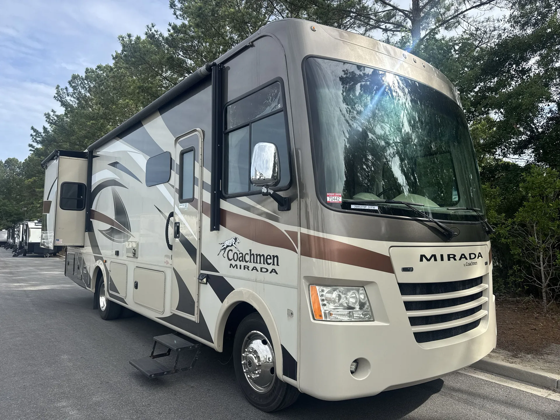 2018 Coachmen Mirada 31FW - Photo 2