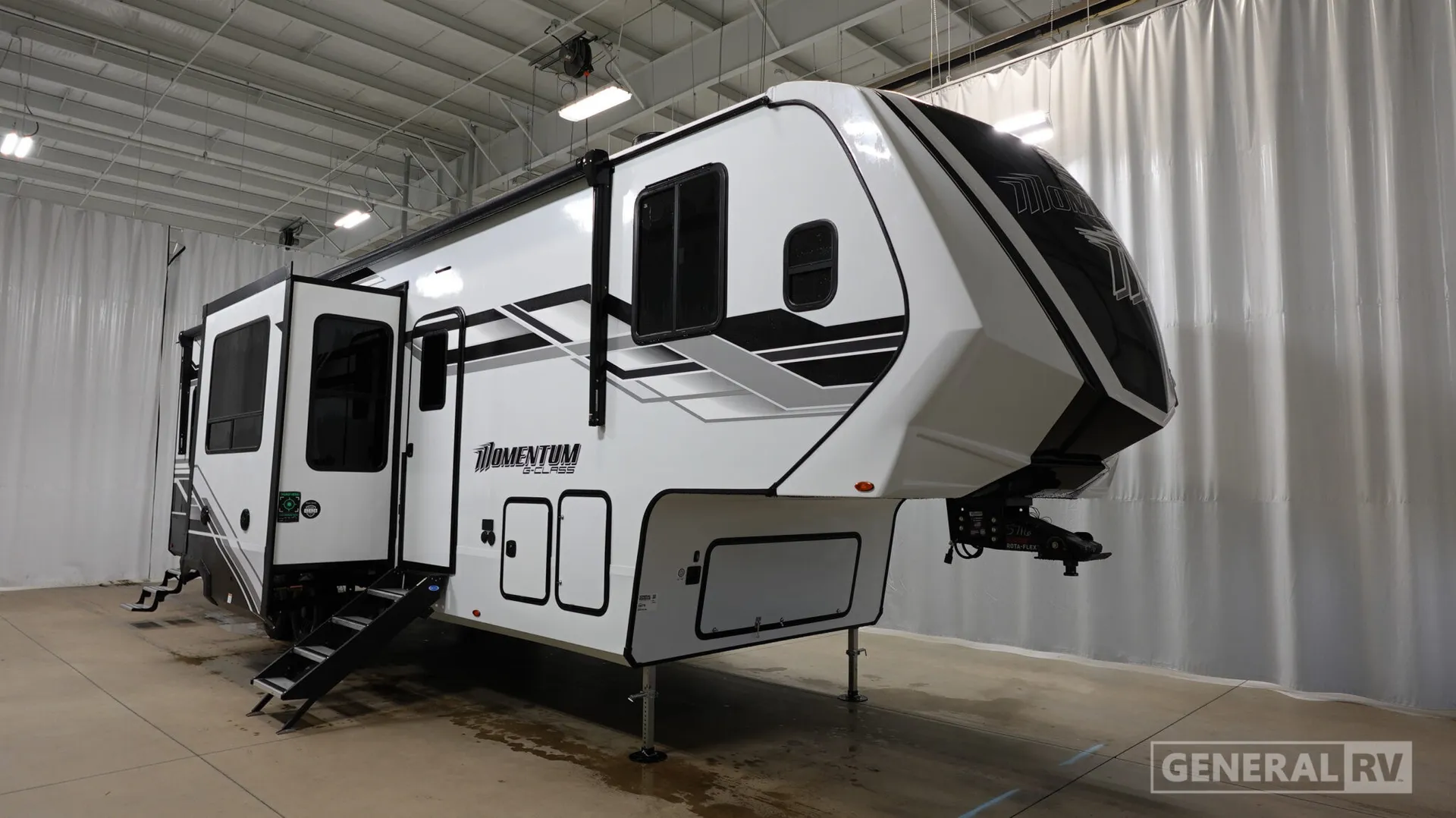 2026 Grand Design Momentum G-Class 350G - Photo 2