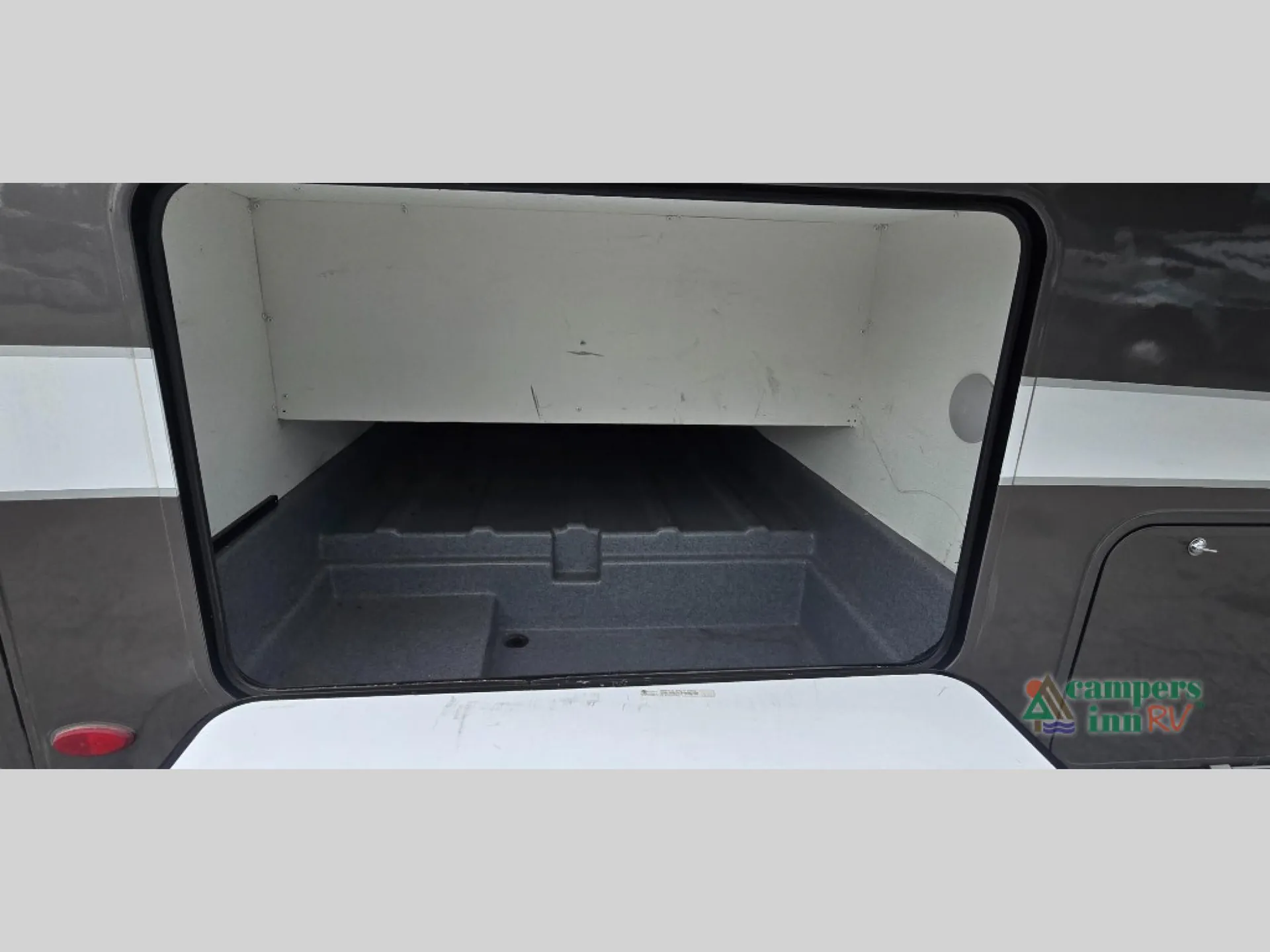 2022 Forest River Sunseeker Classic 3010DS - Photo 4