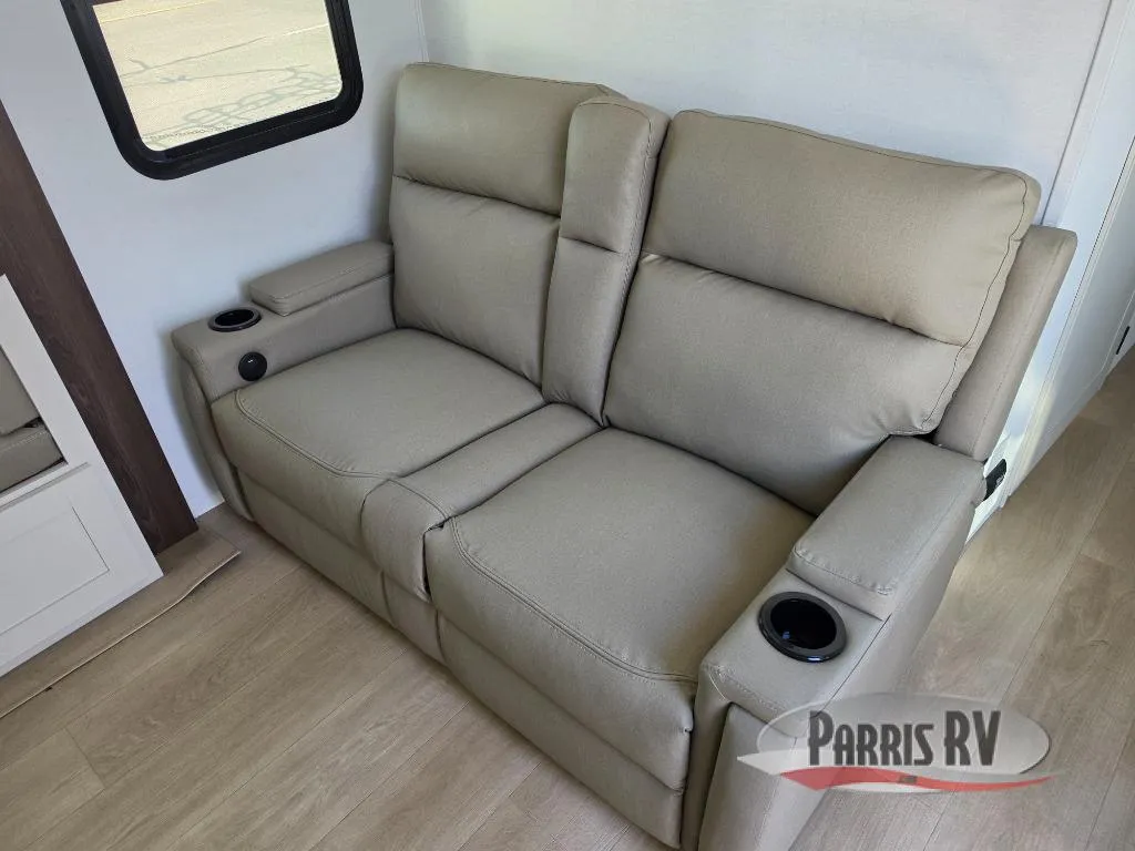 2027 Alliance RV Delta Ultra Lite RE250 - Photo 3