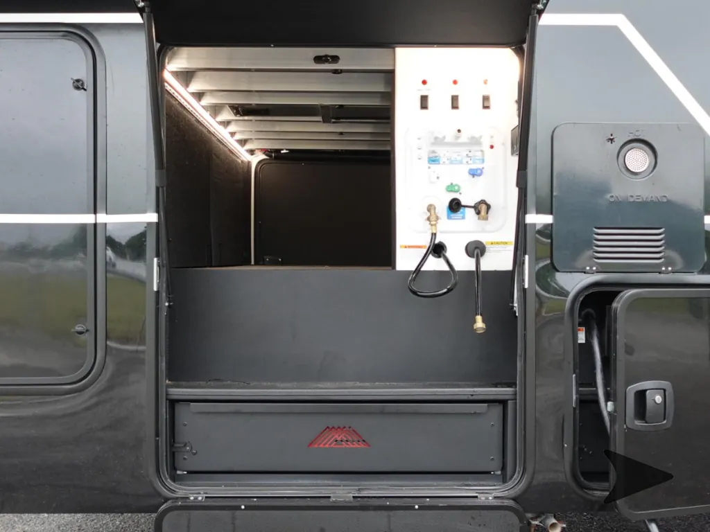 2025 Brinkley Model G 3250, Photos photo 29