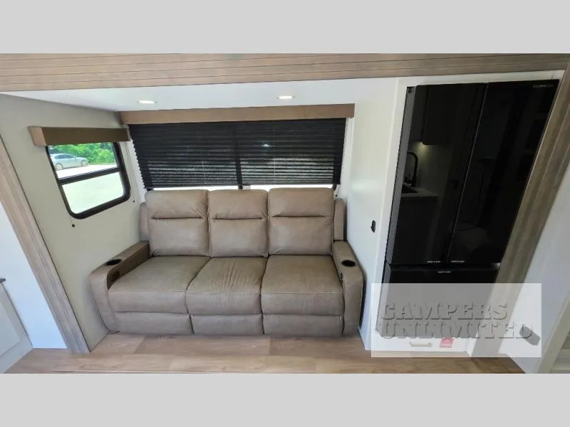 2027 Grand Design Transcend Xplor 245RL - Photo 4