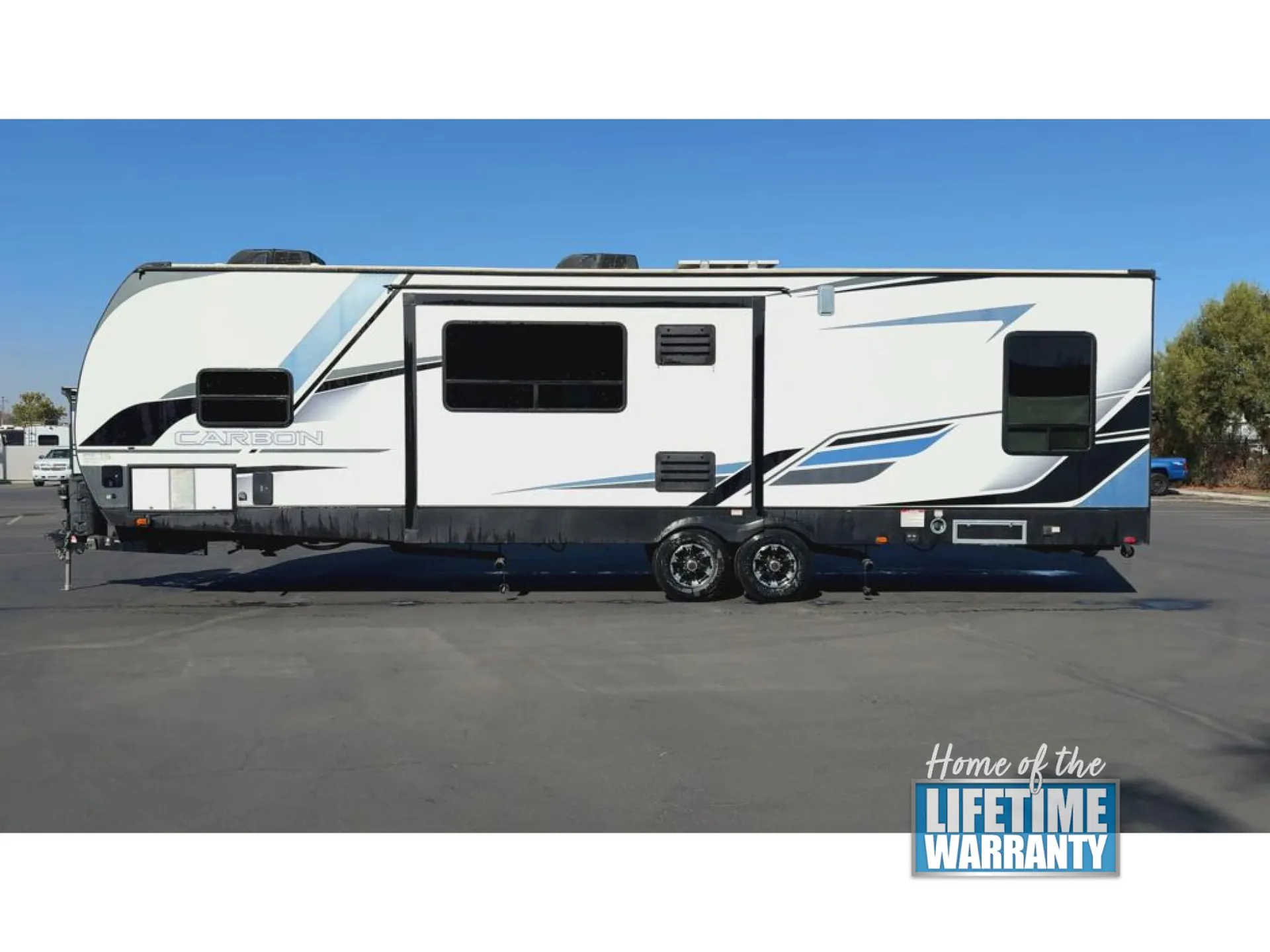 2022 Keystone Carbon 35 dealer photo 3 from Royal Coach Recreational Sales