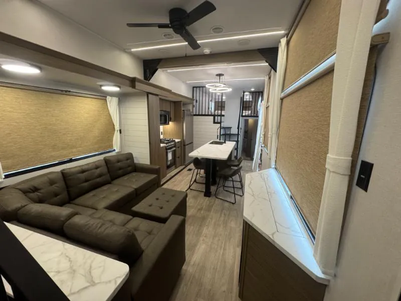 2027 Forest River Salem Grand Villa 42ZEN, Photos photo 4
