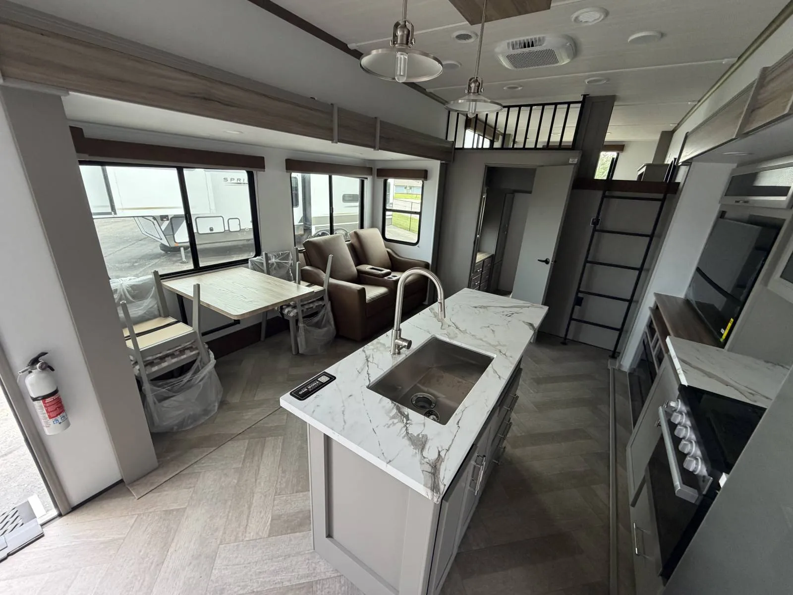 2026 Keystone Sprinter 3920DSL - Photo 4