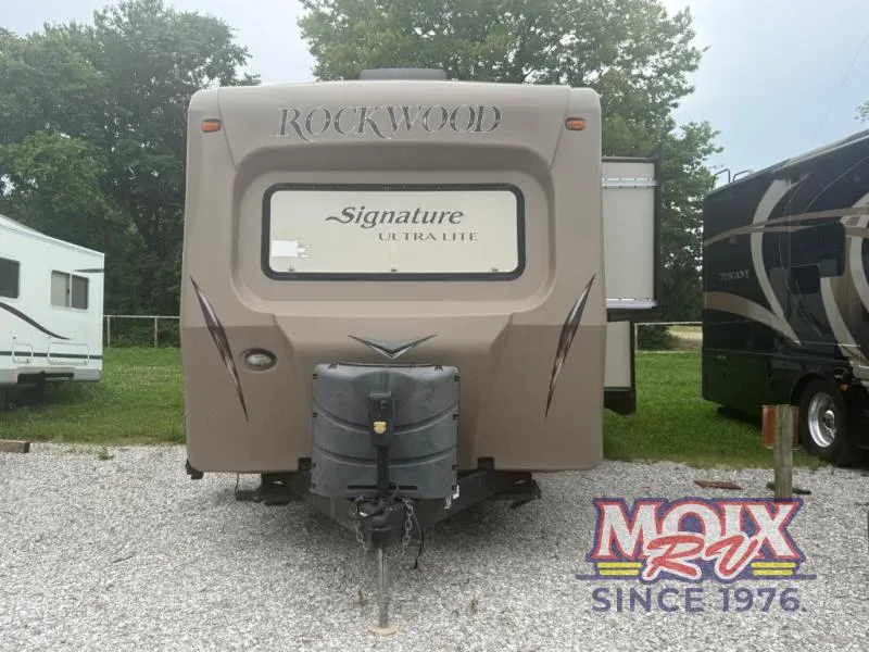 2015 Forest River RV Rockwood Signature Ultra Lite 8327SS - Photo 3