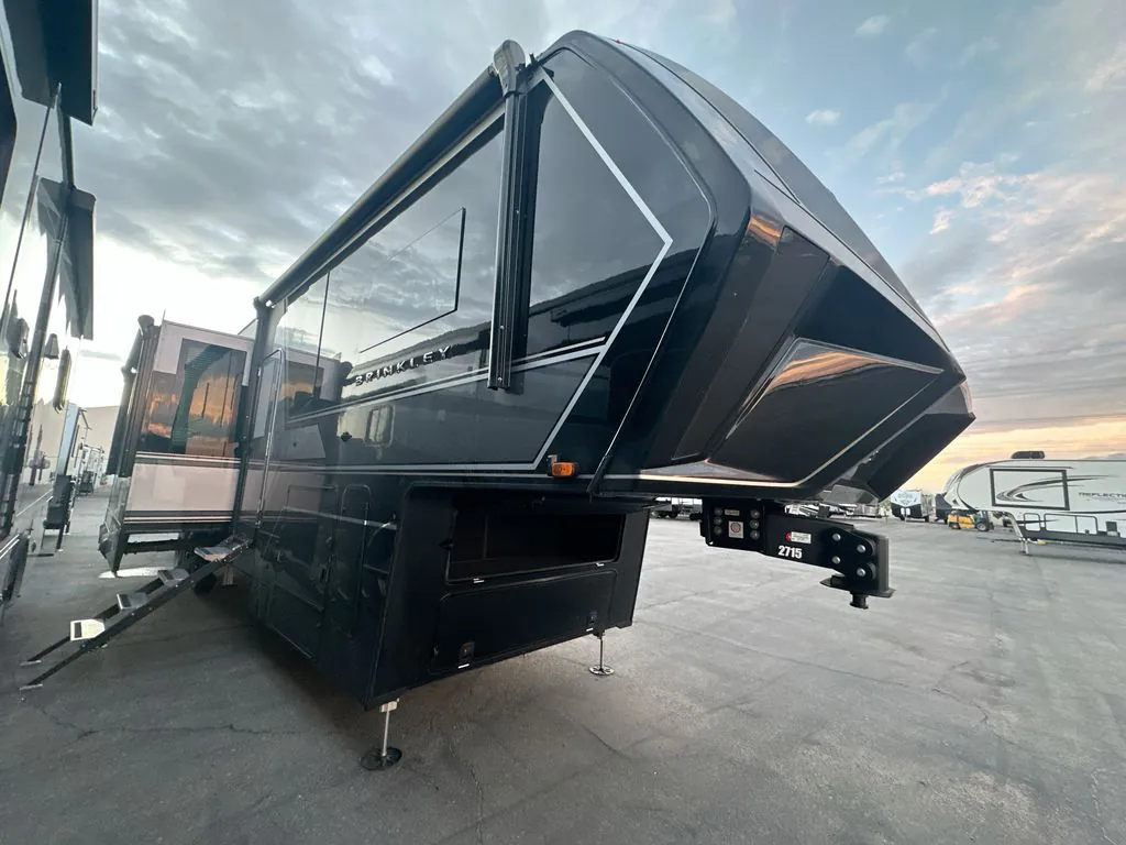 2026 Brinkley Model G 3970, Photos photo 5