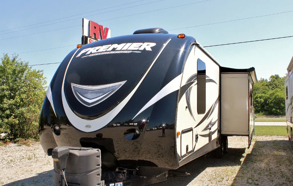 2017 Keystone Premier 29RKPR - Photo 2
