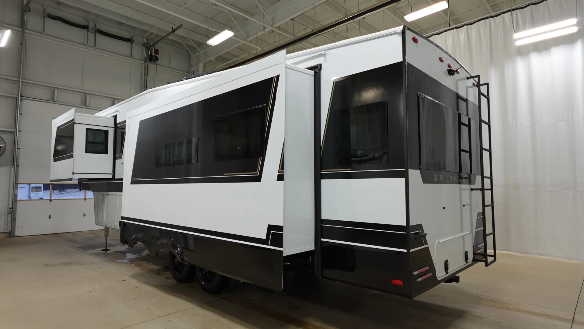 2026 Brinkley Model Z 3100 - Photo 4