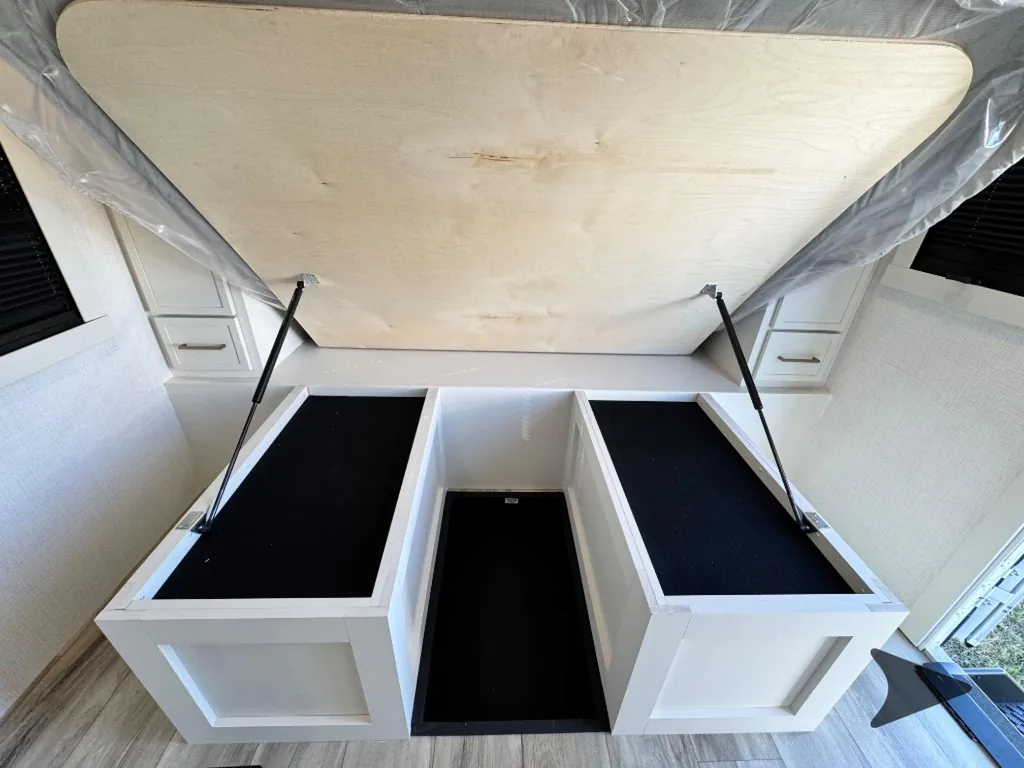 2027 Brinkley Model I 290, Photos photo 22