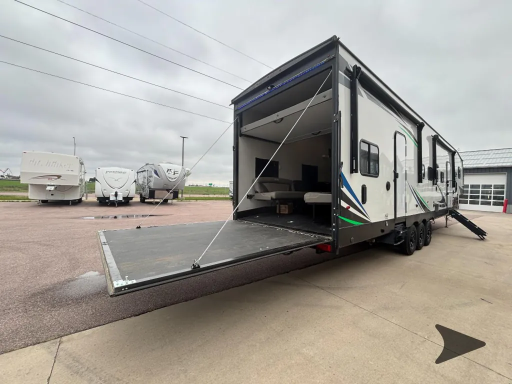 2022 Forest River XLR Boost 36TSX16, Photos photo 9