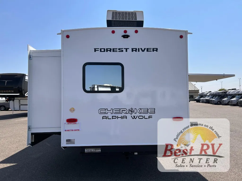 2026 Forest River Cherokee Alpha Wolf 33BH, Photos photo 6