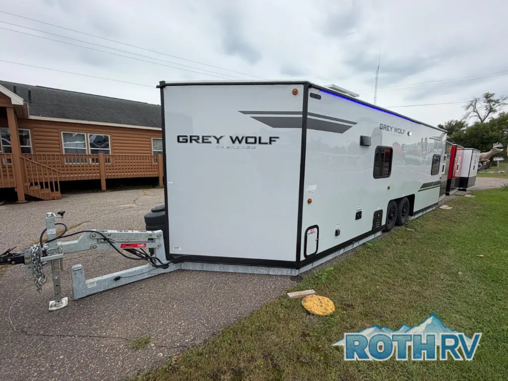 2027 Forest River Cherokee Grey Wolf 21GP, Photos photo 4
