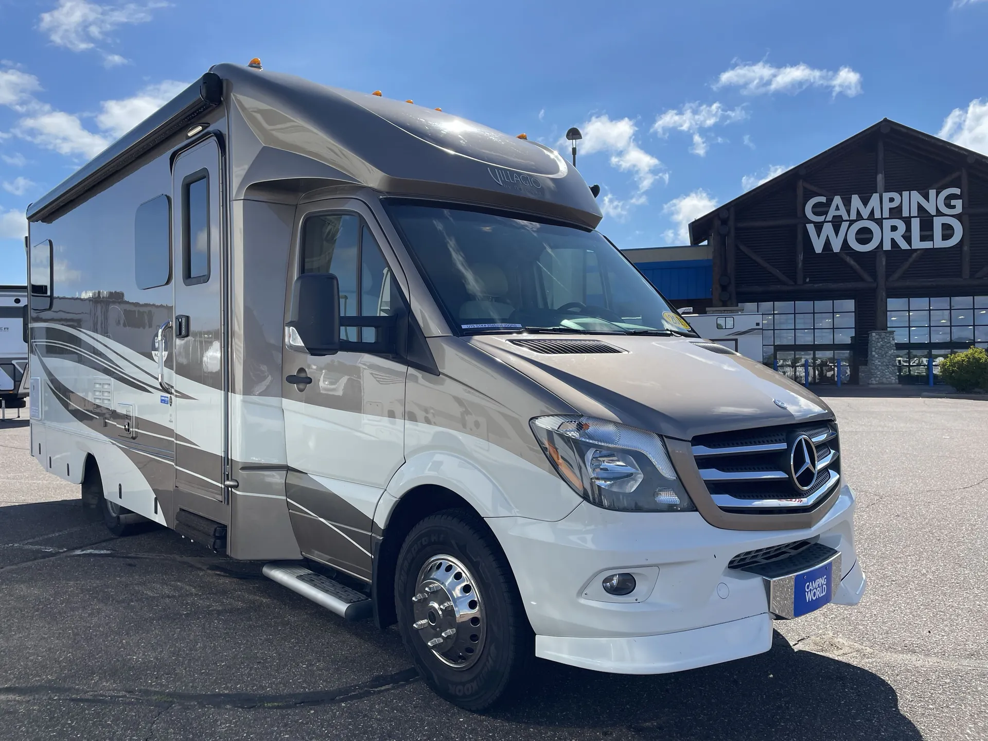 2015 Renegade RV Villagio 25QRS dealer photo 1 from Camping World