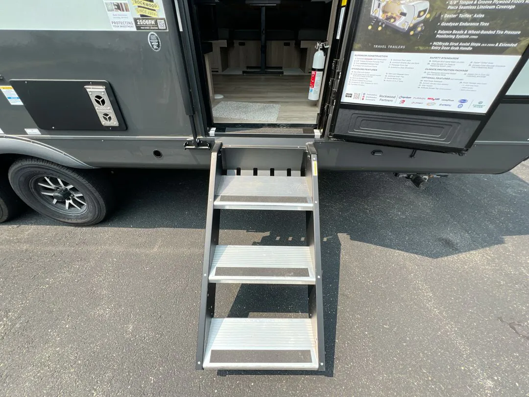 2026 Forest River Rockwood Mini Lite 2506FK - Photo 3