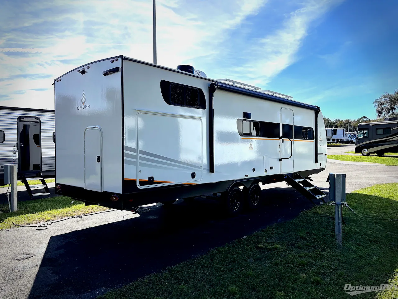 2026 Ember RV E-Series 26ETS - Photo 3