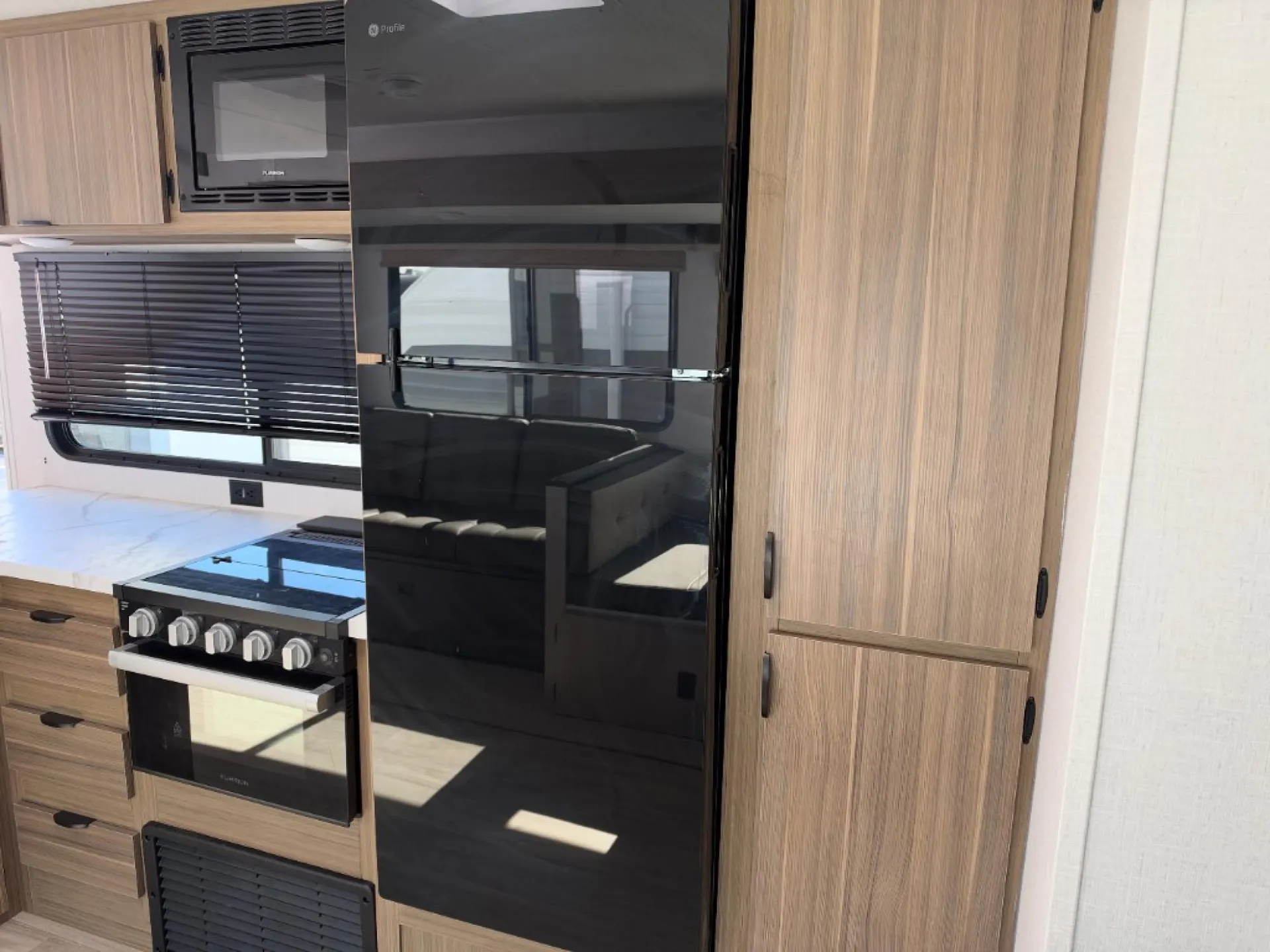 2027 Forest River Wildwood 32BHDS — Photo 5