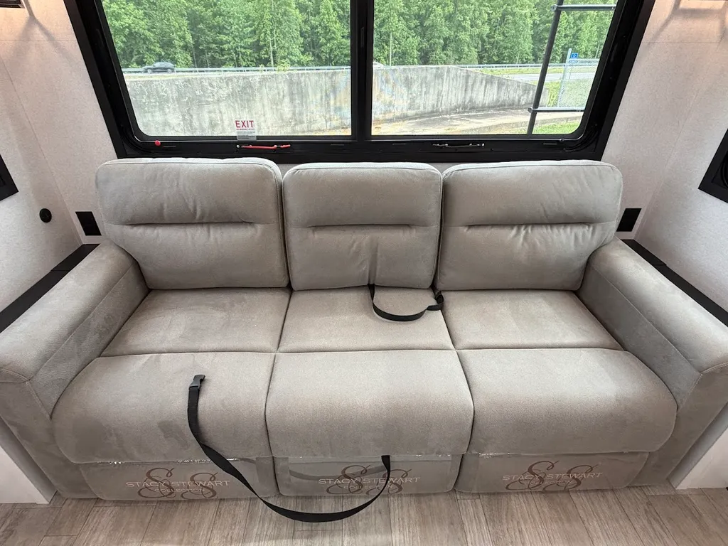 2026 Jayco Pinnacle 36FBTS, Photos photo 23
