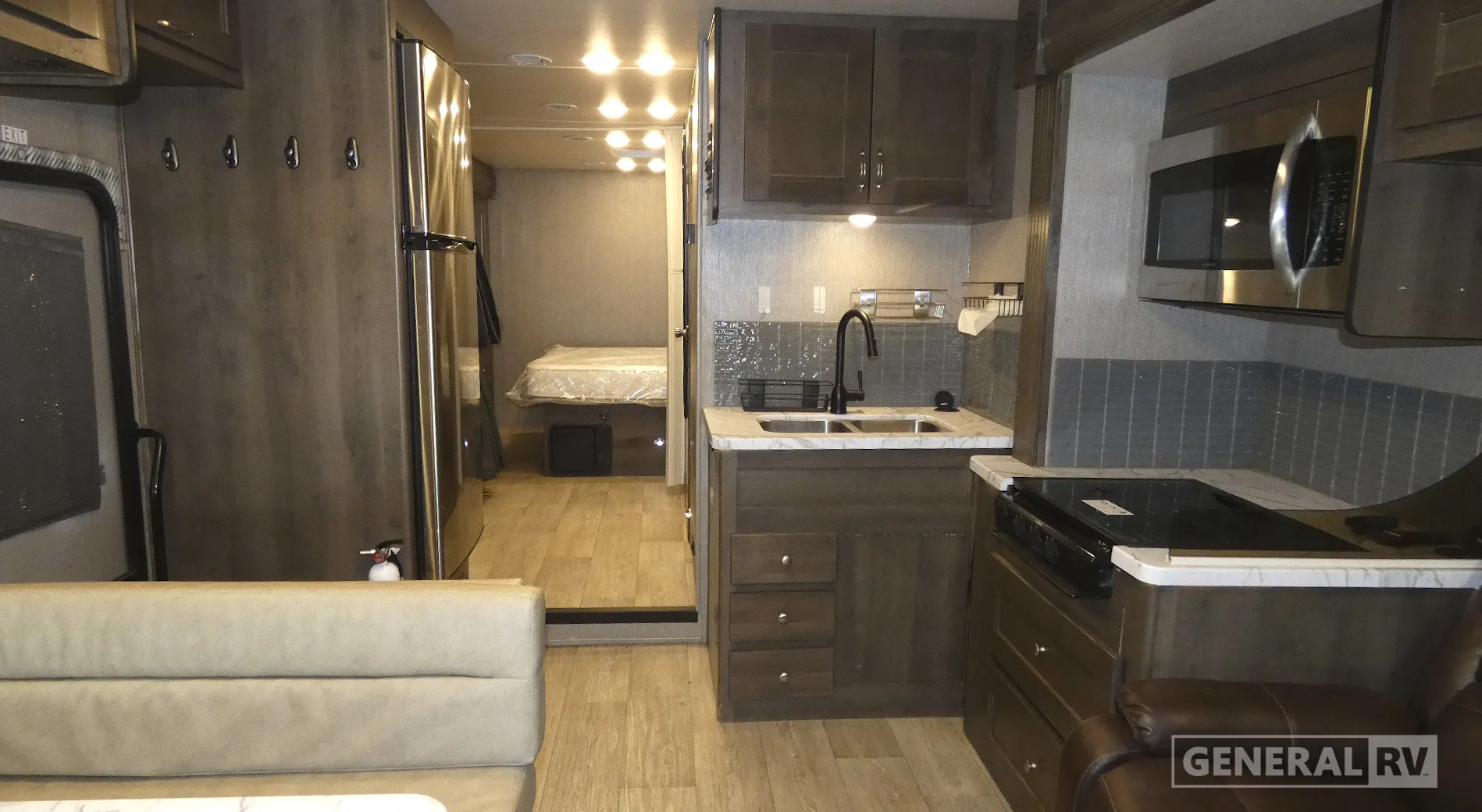 2023 NeXus RV Phantom 32P - Photo 3