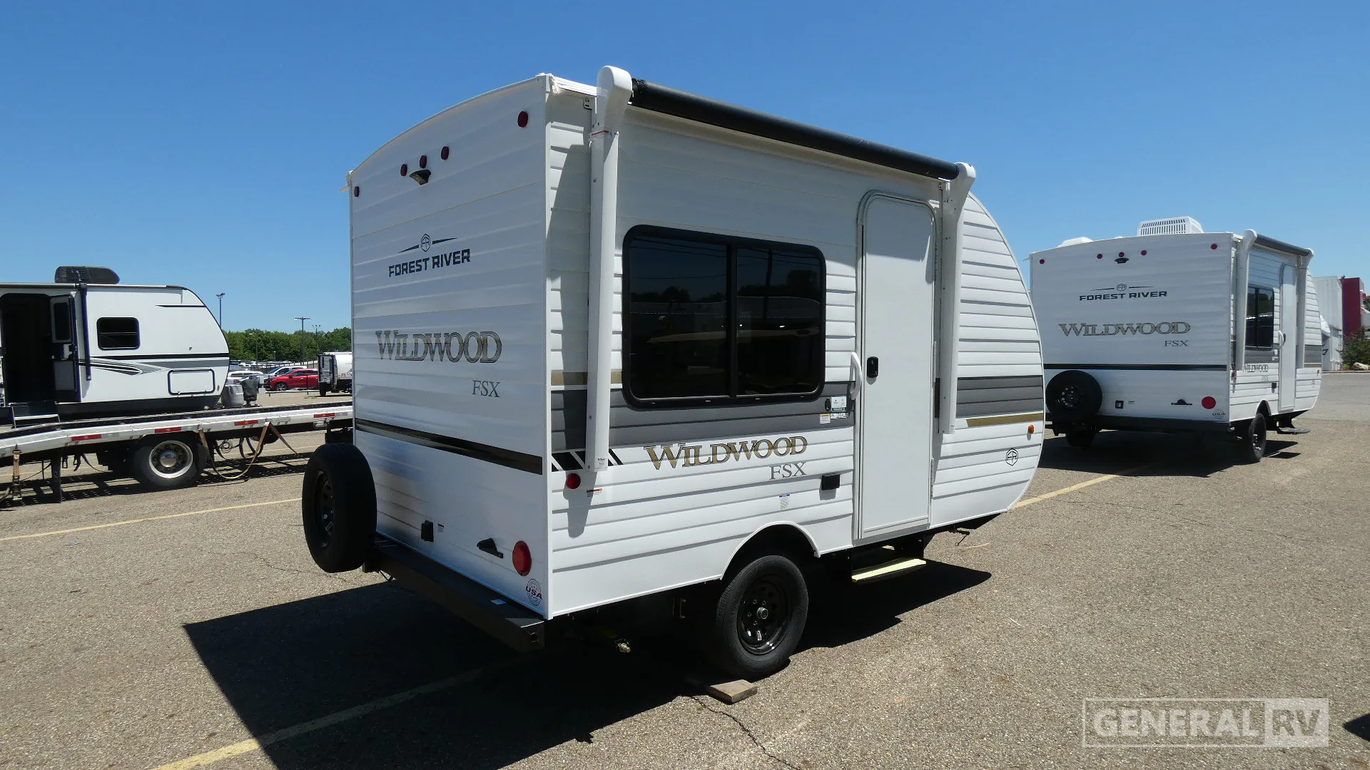 2027 Forest River Wildwood FSX 135ICE — Photo 7
