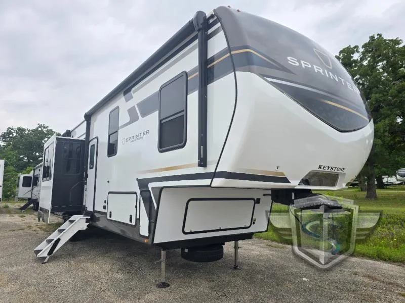 2026 Keystone Sprinter 3950SSP - Photo 2