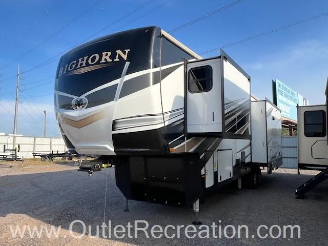 2022 Heartland Bighorn BH 3300 DL - Photo 4