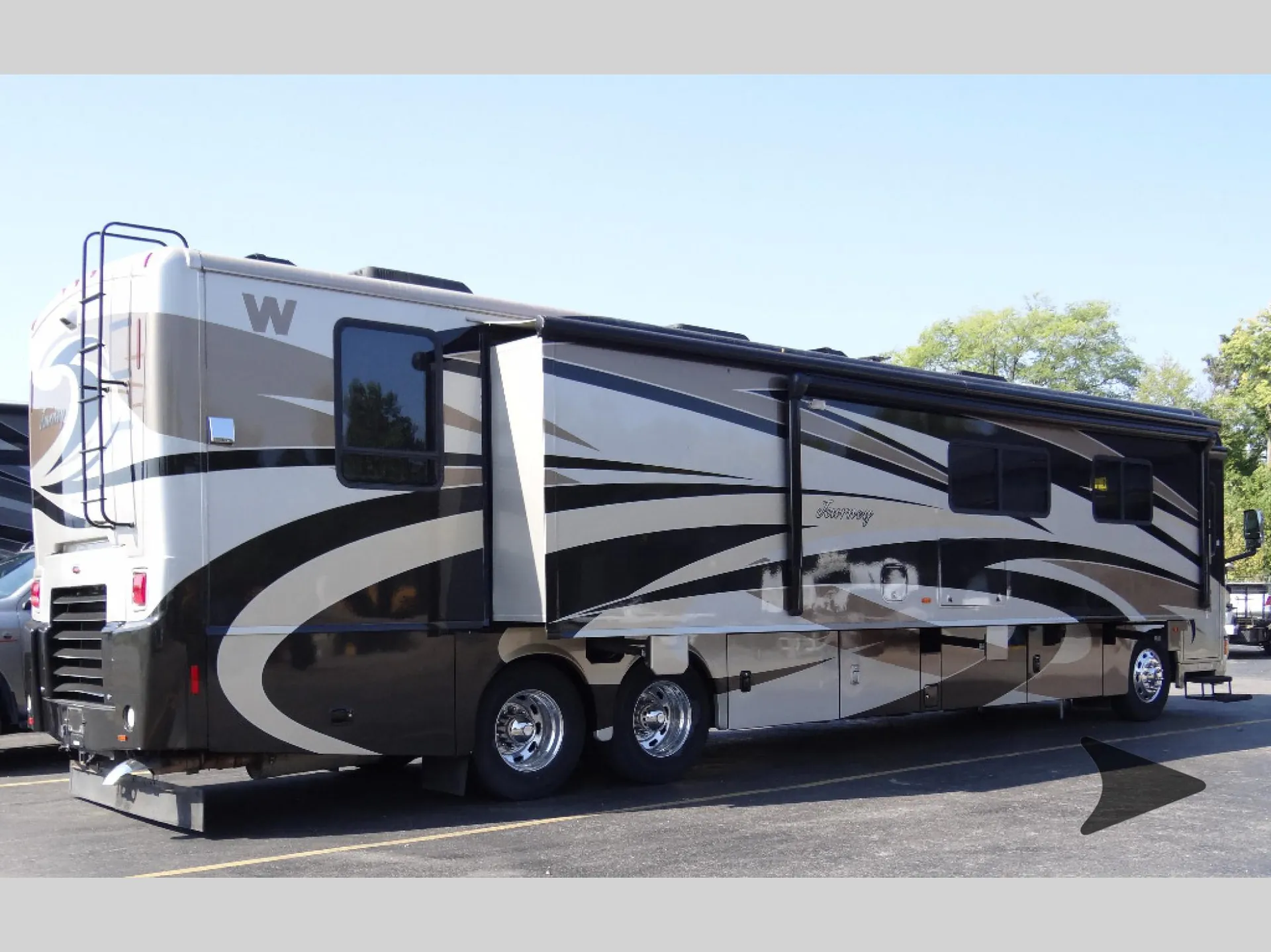 2012 Winnebago Journey 42E - Photo 4