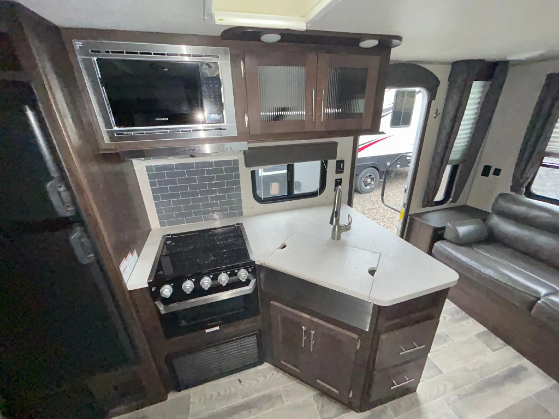 2020 Forest River Cherokee Grey Wolf 23MK — Photo 7