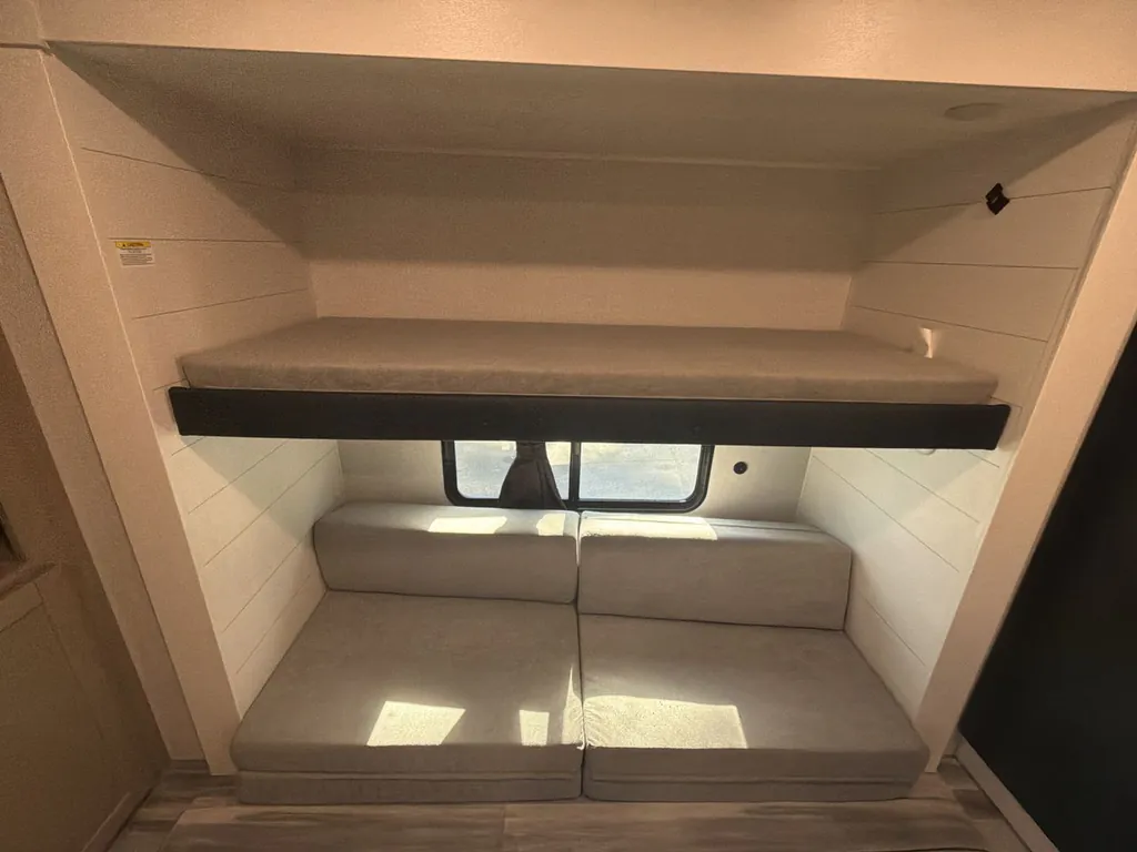 2026 Jayco Jay Flight SLX 321BDS, Photos photo 28