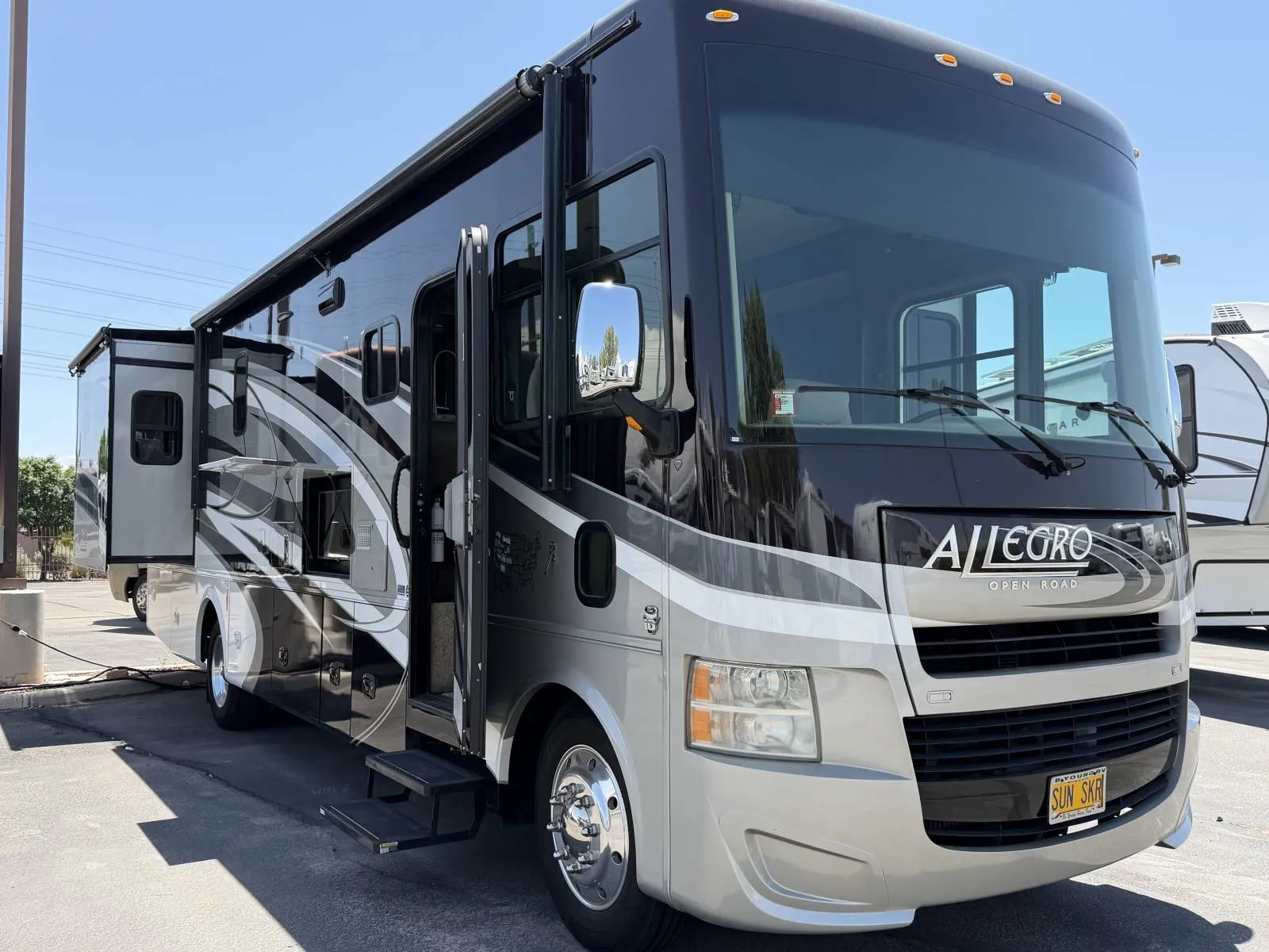 2016 Tiffin Open Road Allegro 32 SA - Photo 2