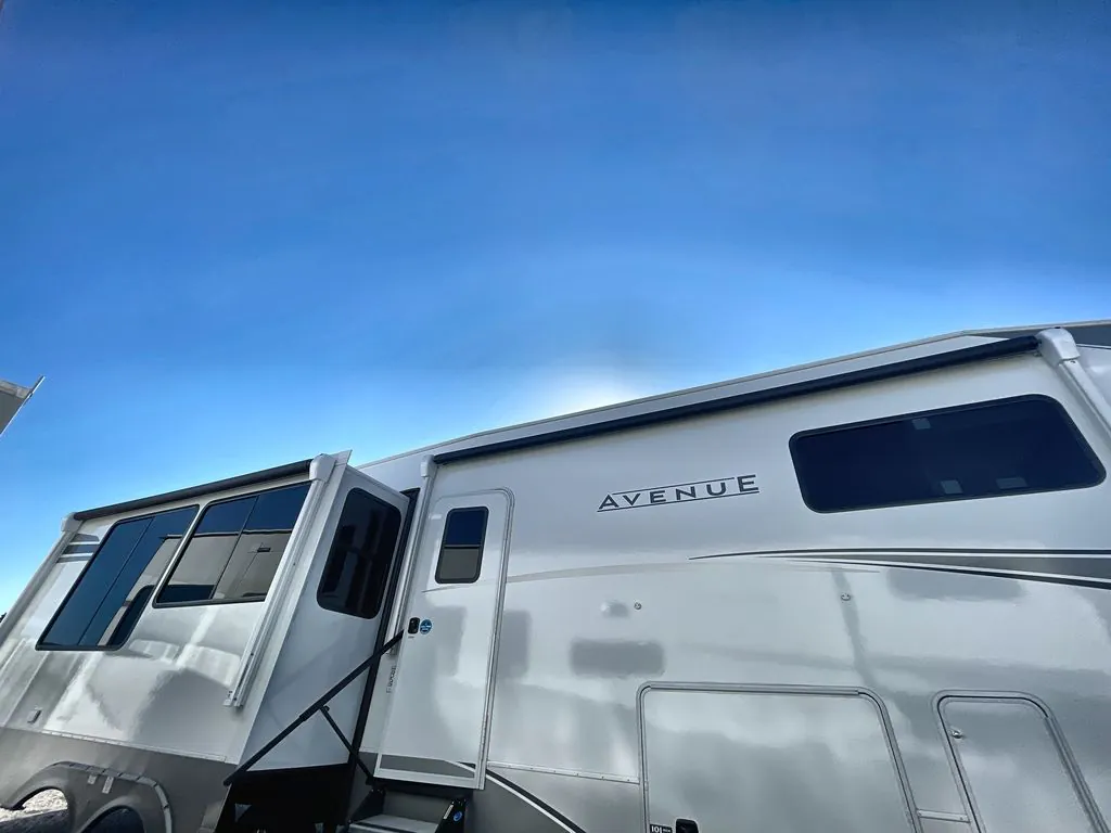 2026 Alliance RV Avenue 35RKS - Photo 4