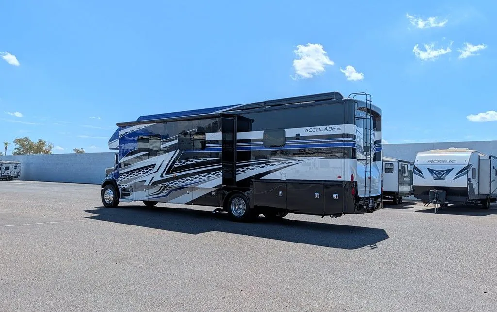 2023 Entegra Coach Accolade 37K, Photos photo 6