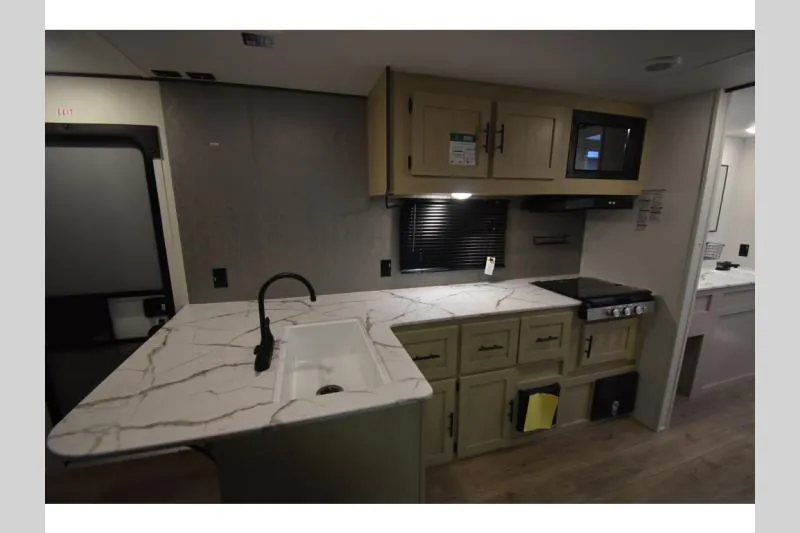 2026 Shasta RVs i-5 Edition 526RBS, Photos photo 12