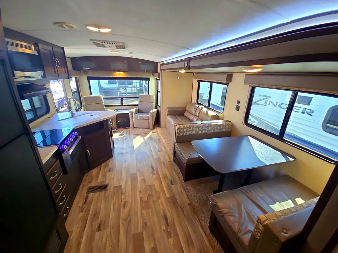 2020 Keystone Springdale 271RL - Photo 3