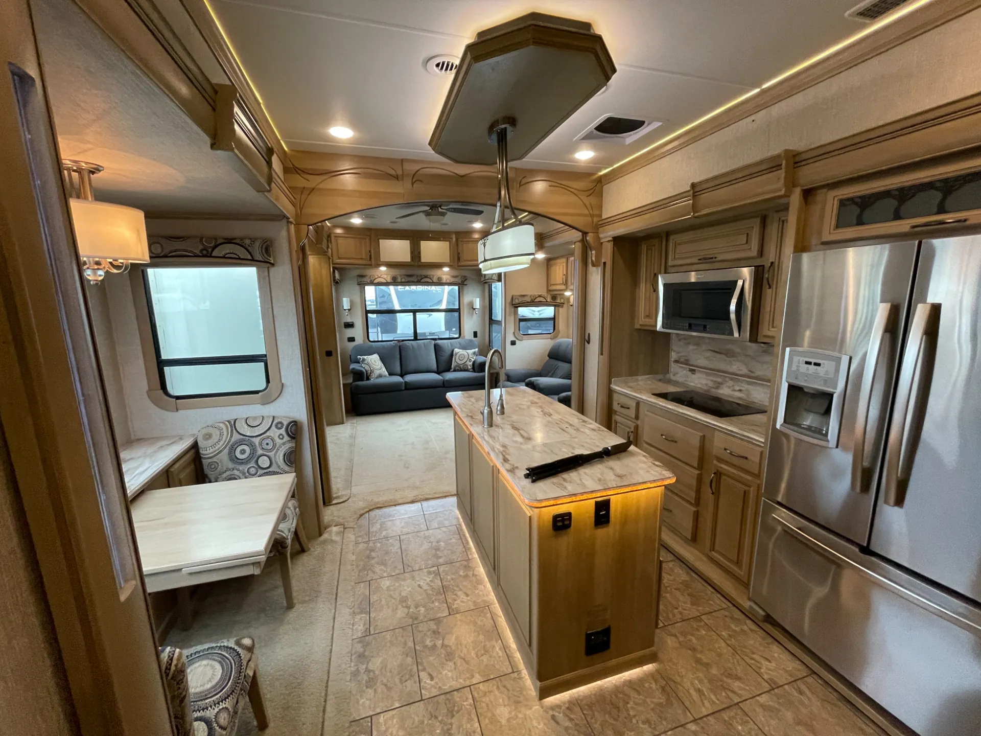 2016 CrossRoads Redwood 38RD - Photo 2