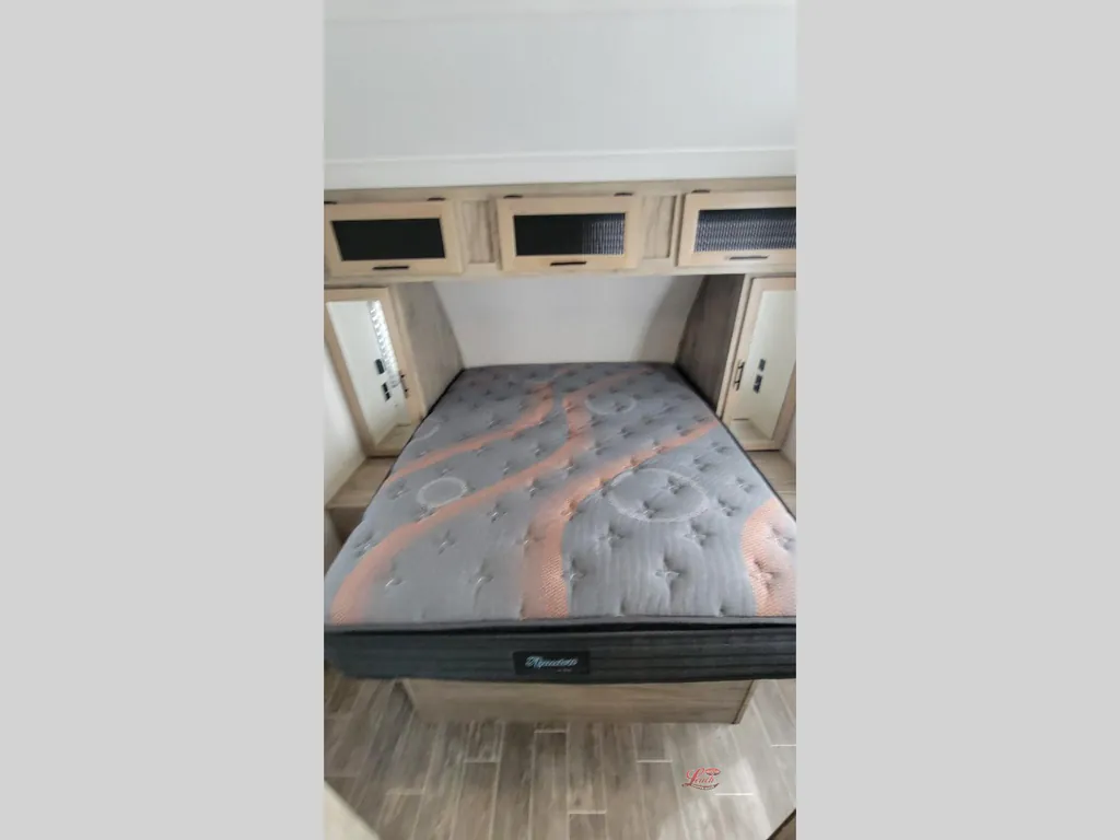 2022 Forest River Cherokee Alpha Wolf 33BH-L, Photos photo 22
