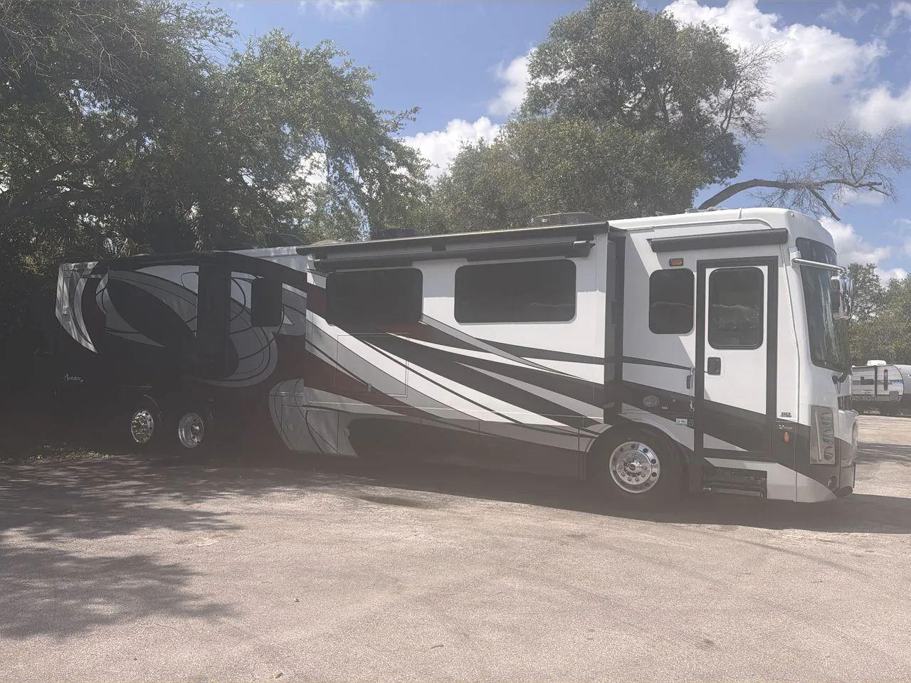 2021 Forest River Berkshire XLT 45G - Photo 3