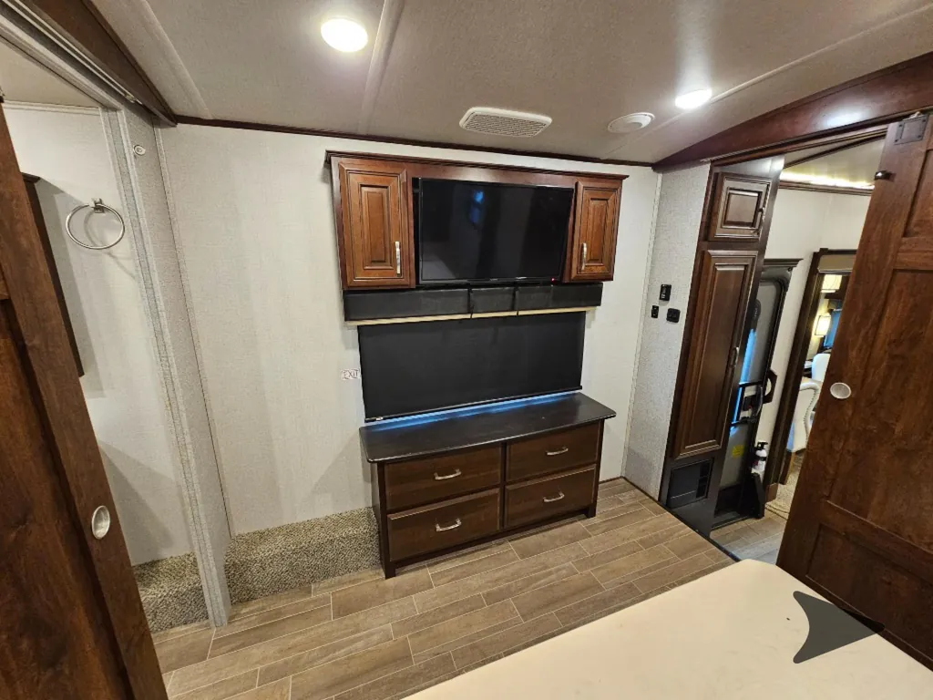 2020 Jayco Pinnacle 36FBTS, Photos photo 51