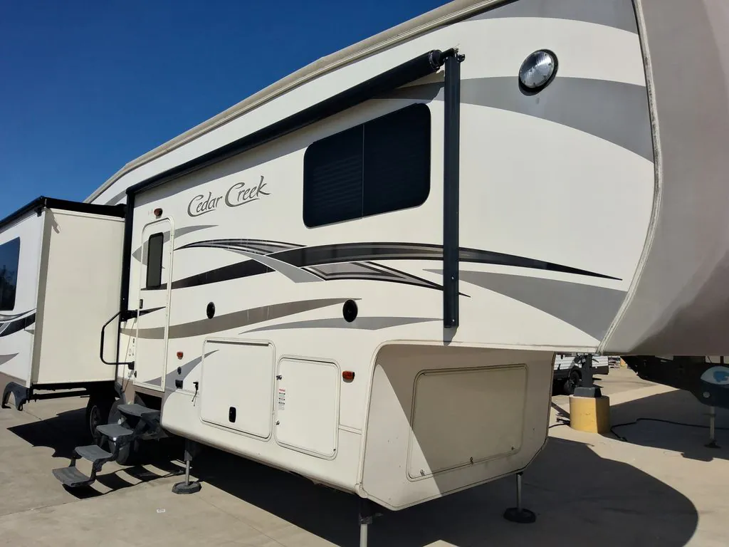 2014 Forest River Cedar Creek 32RL - Photo 4