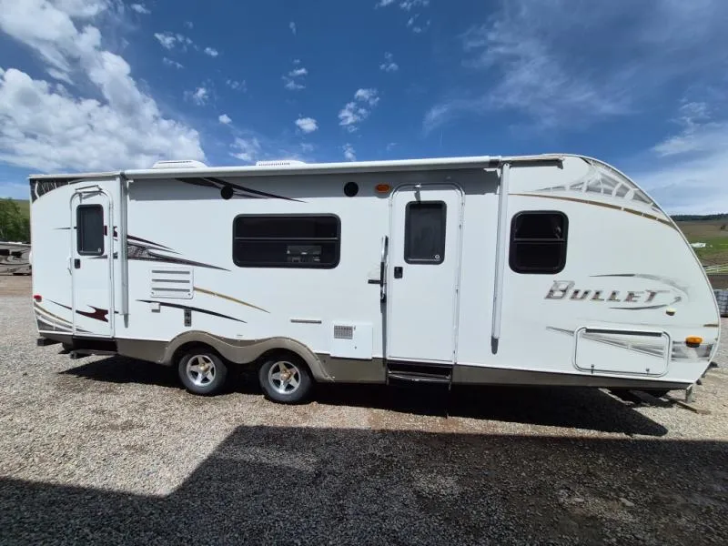 2010 Keystone RV Bullet 246RBS - Photo 3