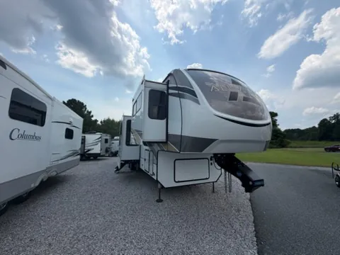 2022 Alliance RV Paradigm 385FL dealer photo 1 from RV Connections Super Center
