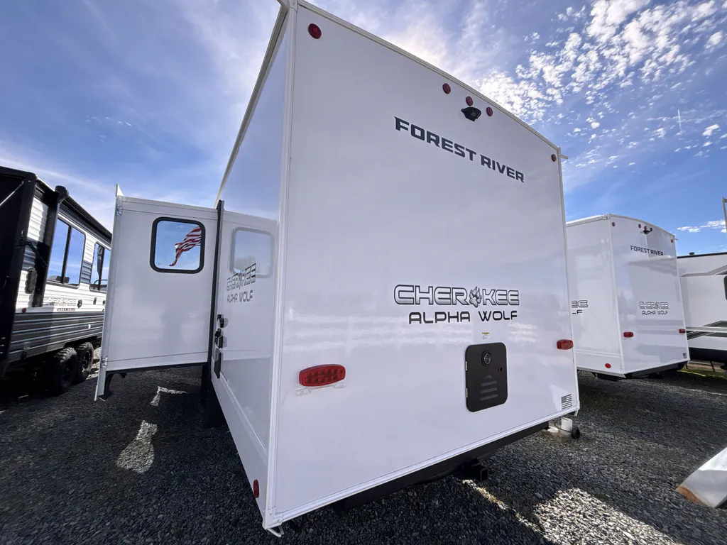 2026 Forest River Alpha Wolf 24TRUNK, Photos photo 6