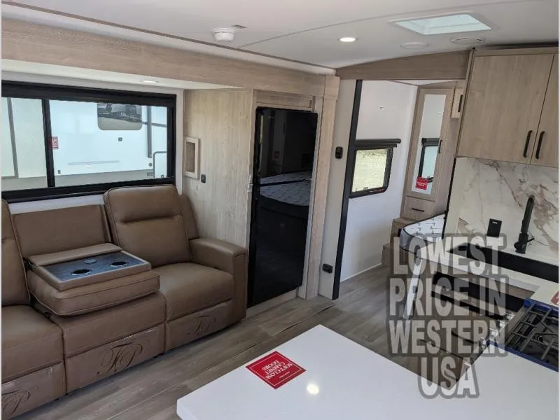 2026 Grand Design Imagine 2300MK - Photo 4