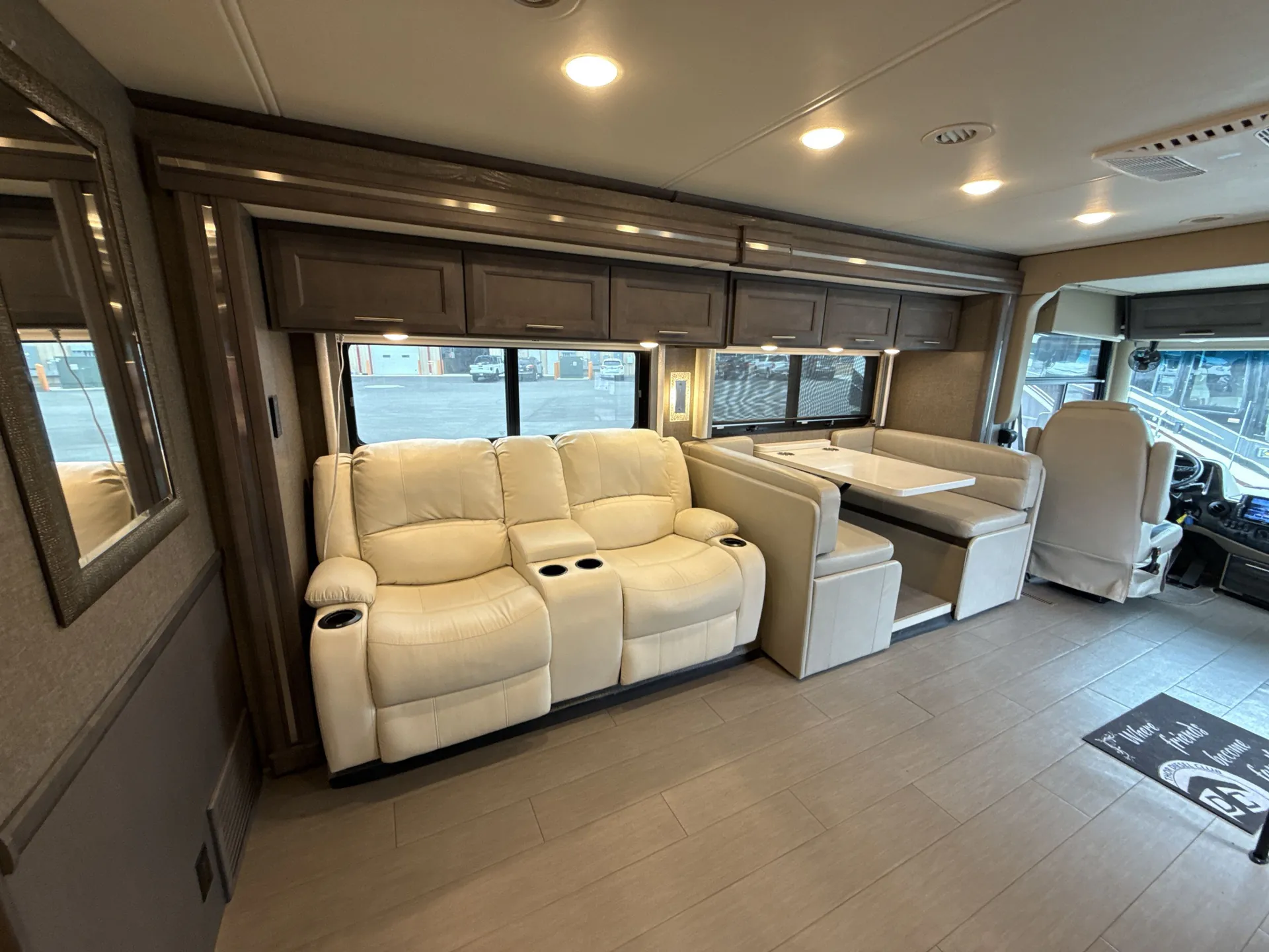 2022 Thor Motor Coach Palazzo 37.5 — living area main