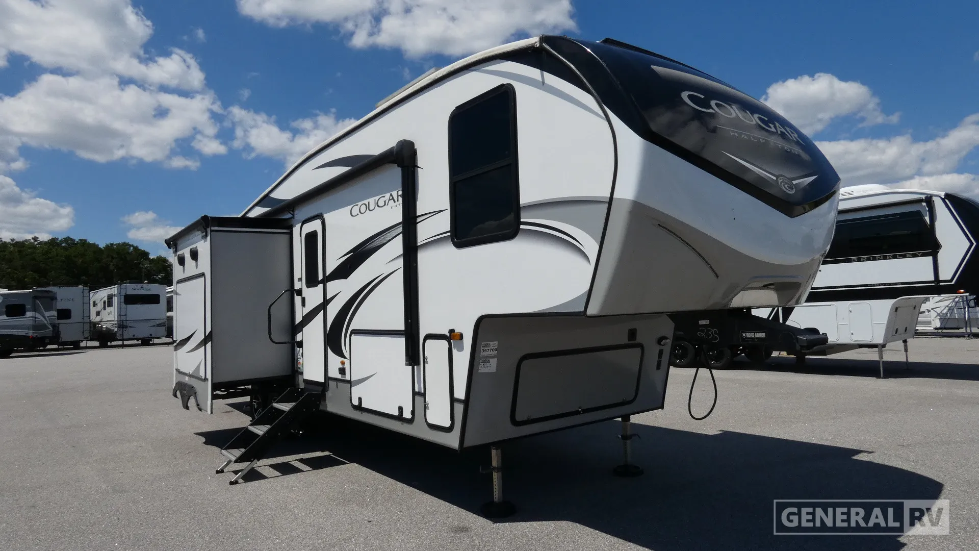 2022 Keystone Cougar 29RKS - Photo 2